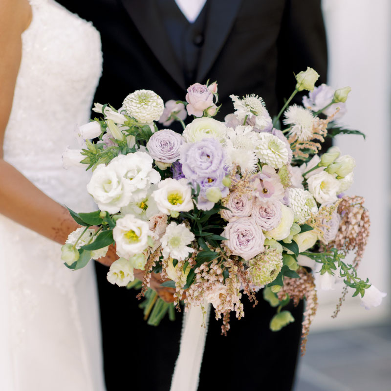 5 Things to Know Before You Book Your Wedding Florist